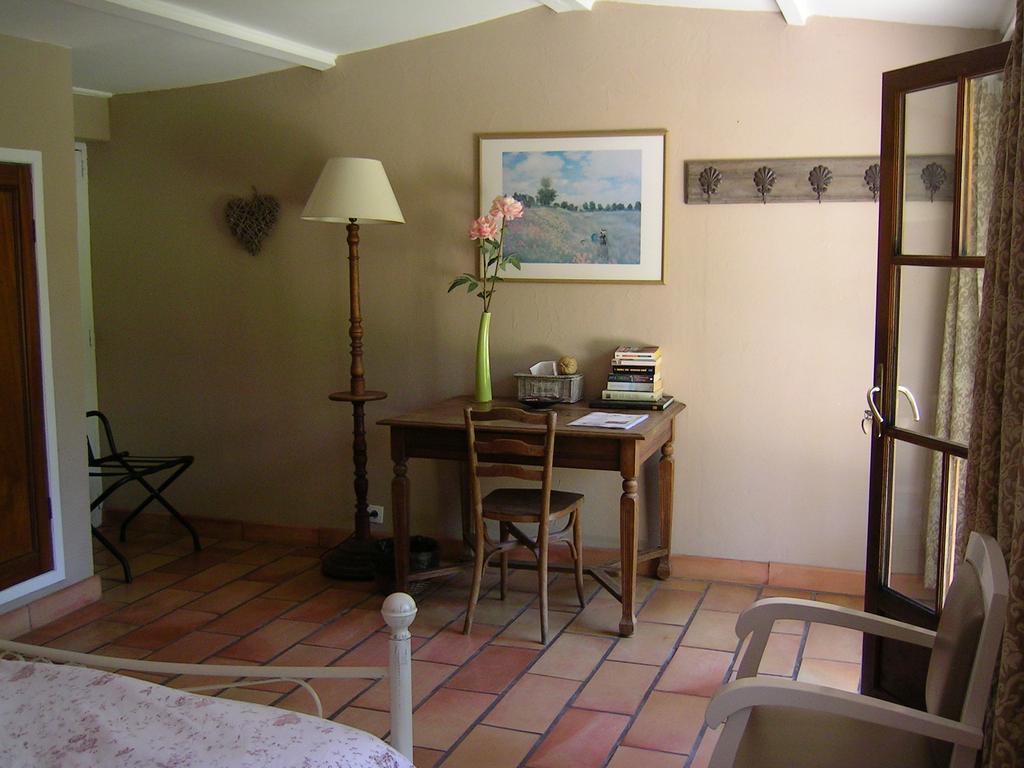 LʼIsle-sur-la-Sorgue Mas La Provence B&B 객실 사진